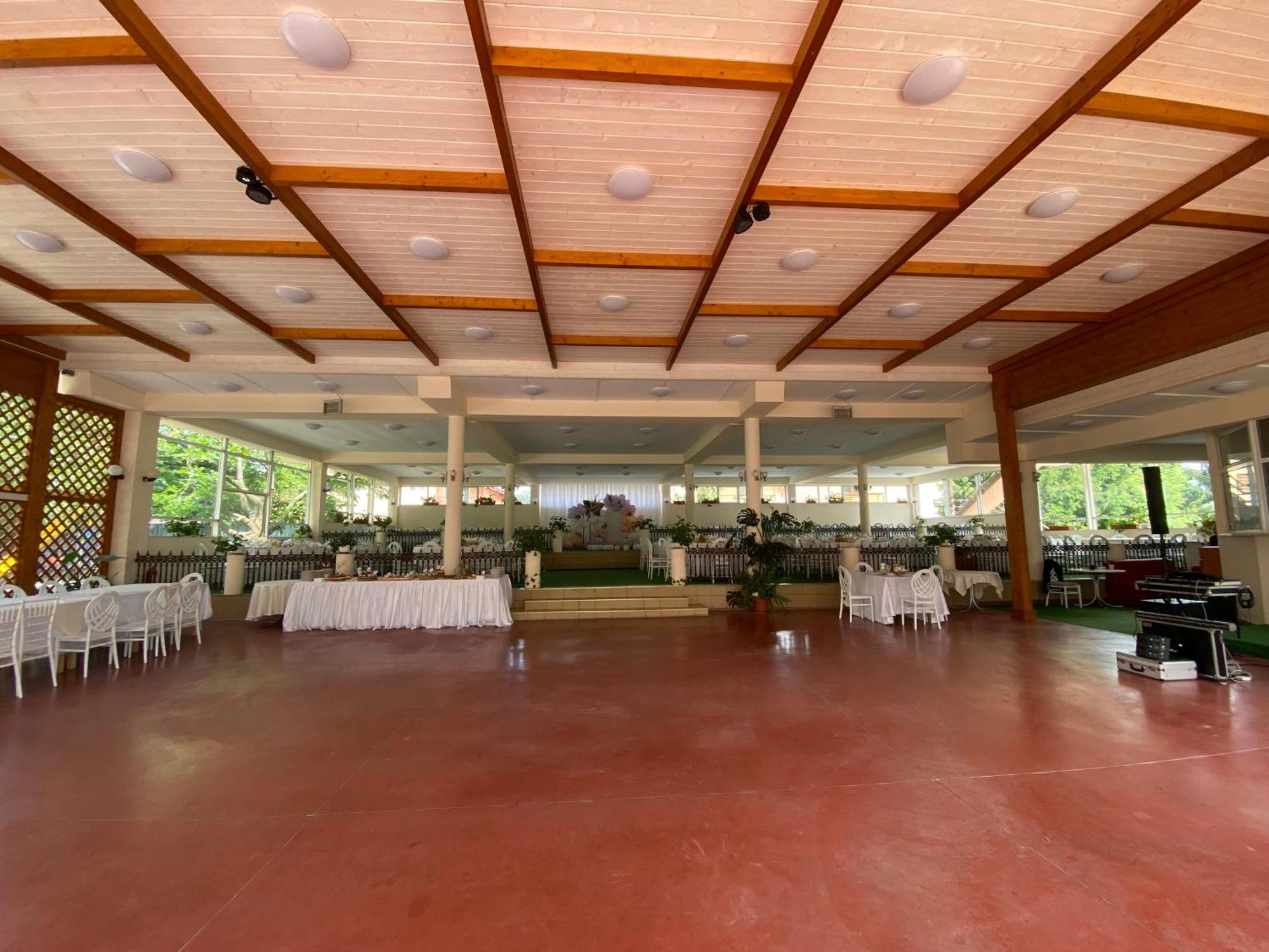 Hotel Diana บิสตริซา ภายนอก รูปภาพ