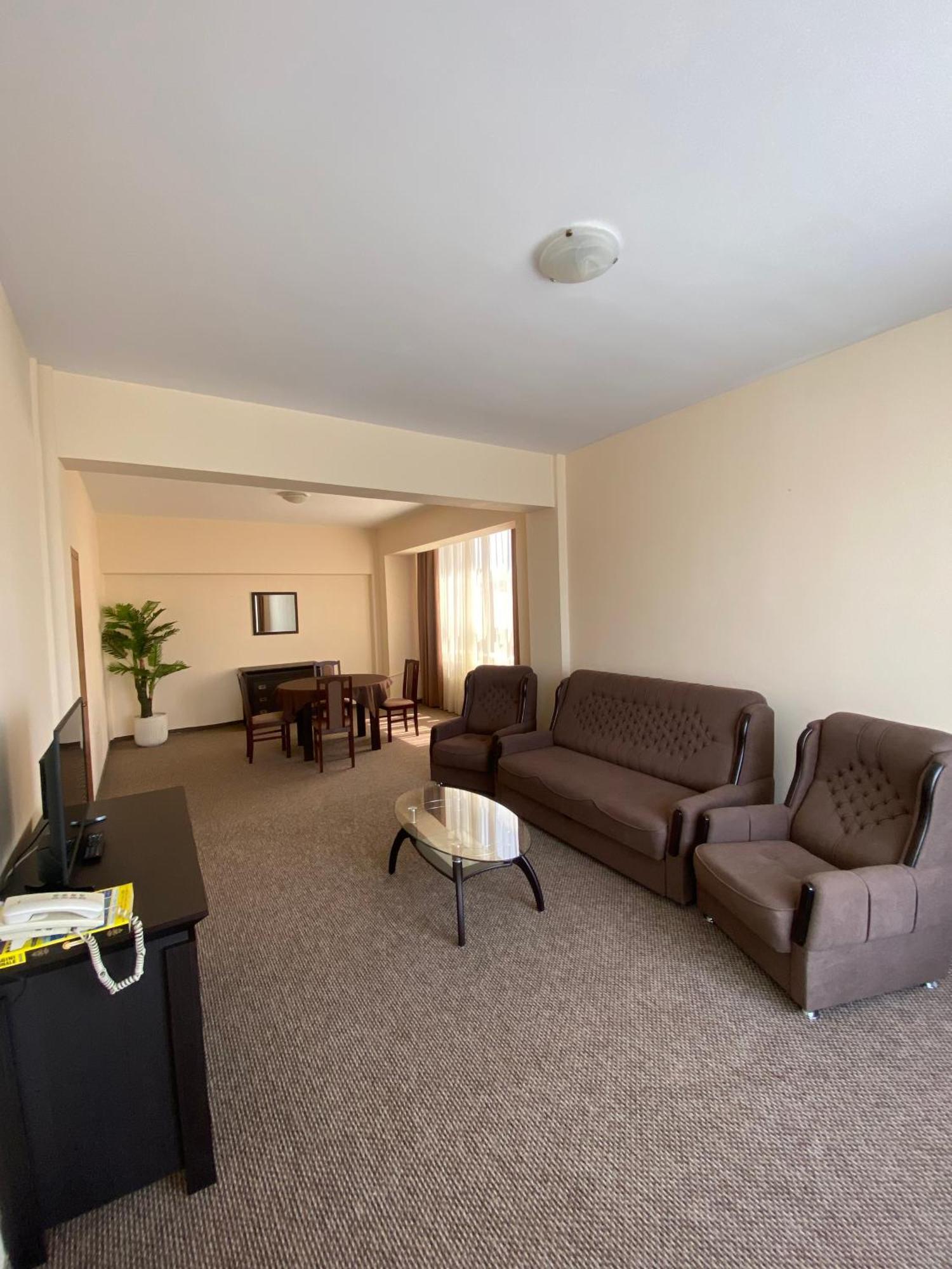 Hotel Diana บิสตริซา ภายนอก รูปภาพ