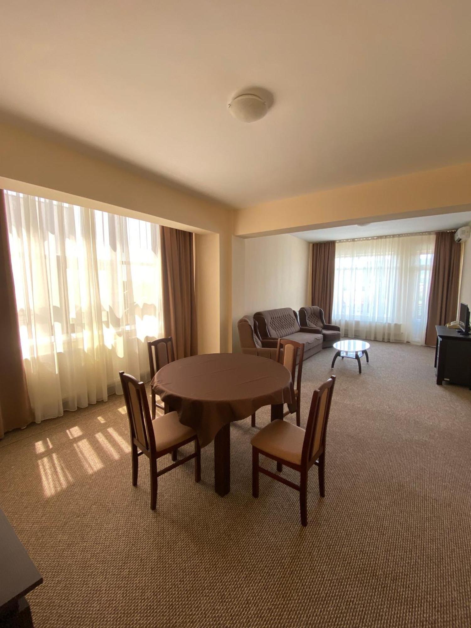 Hotel Diana บิสตริซา ภายนอก รูปภาพ