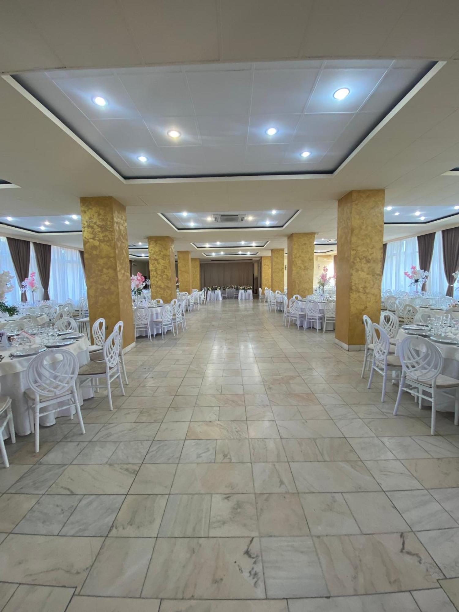 Hotel Diana บิสตริซา ภายนอก รูปภาพ