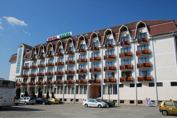 Hotel Diana บิสตริซา ภายนอก รูปภาพ